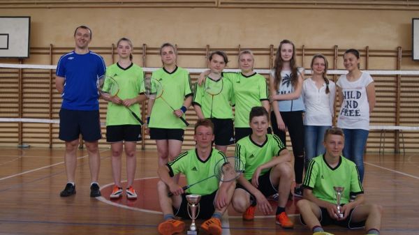 35_Badminton4.jpg