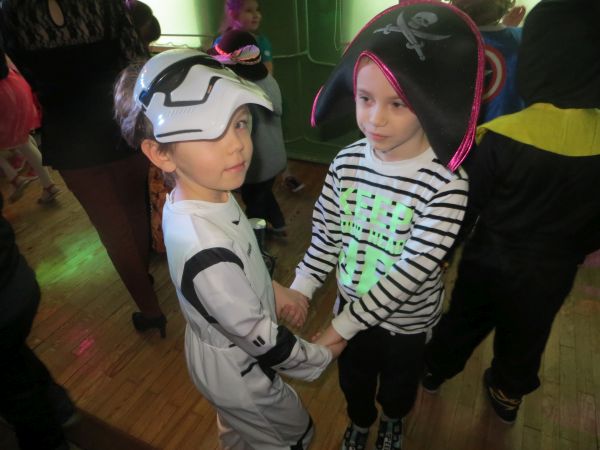 0041_Bal01.jpg