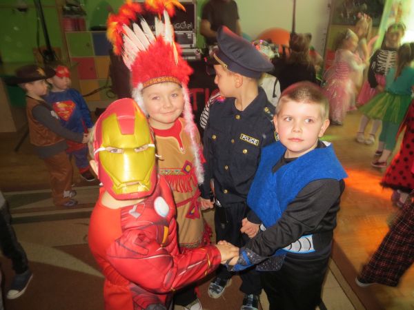 0041_Bal03.jpg