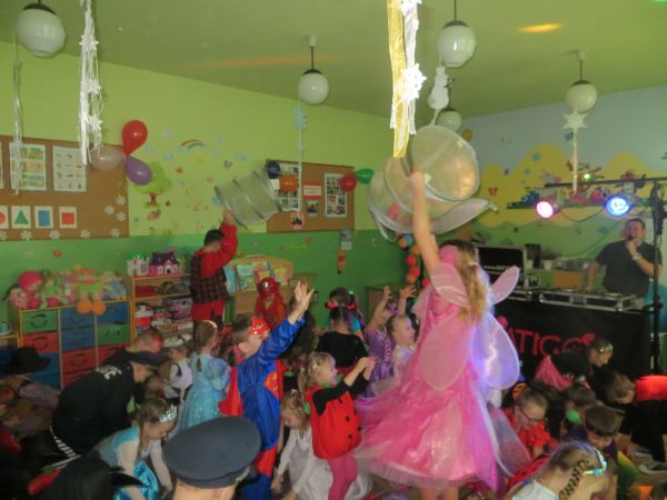 0041_Bal06.jpg