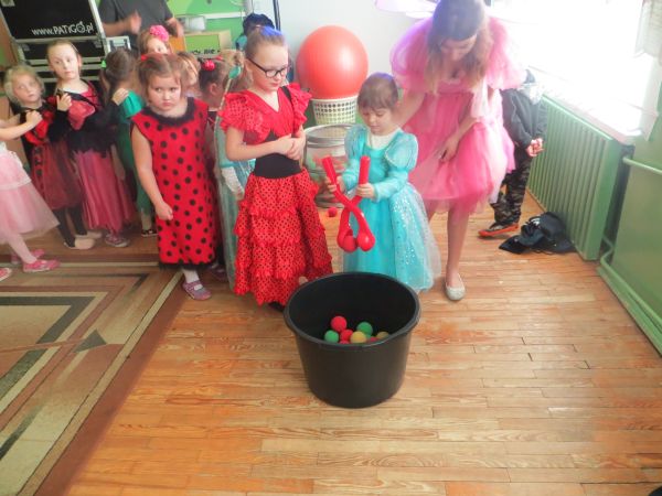 0041_Bal09.jpg